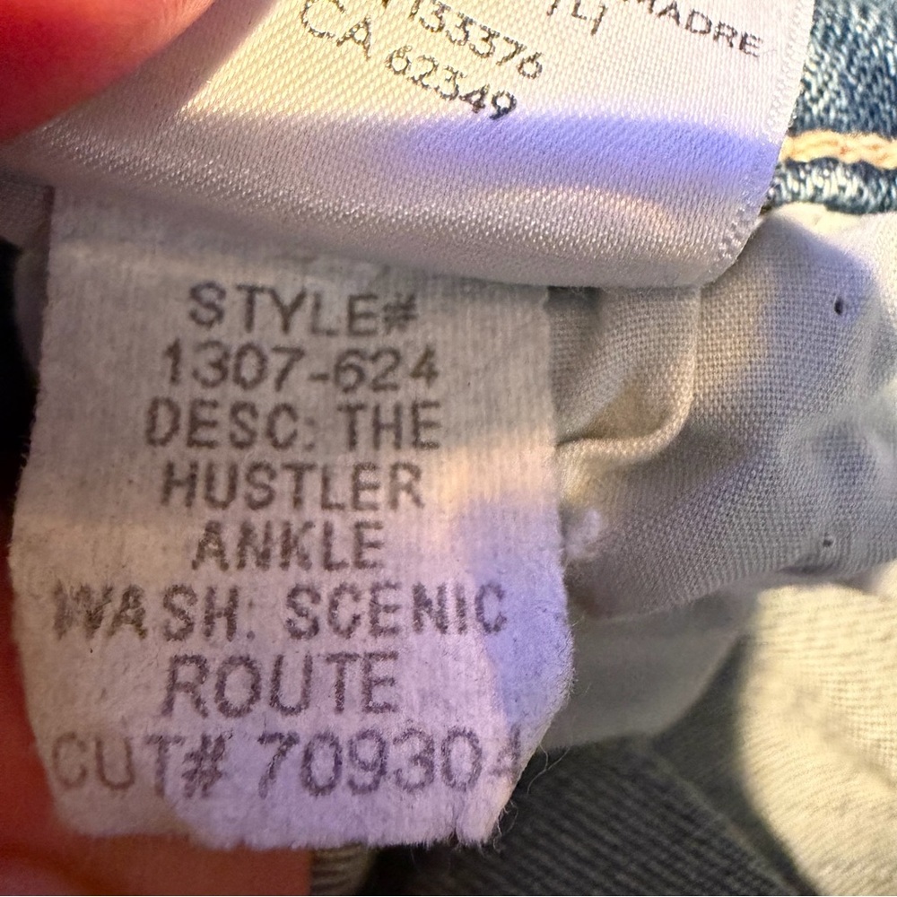 MOTHER The Hustler Ankle Scenic Route Denim Jean - Picture 9 of 12